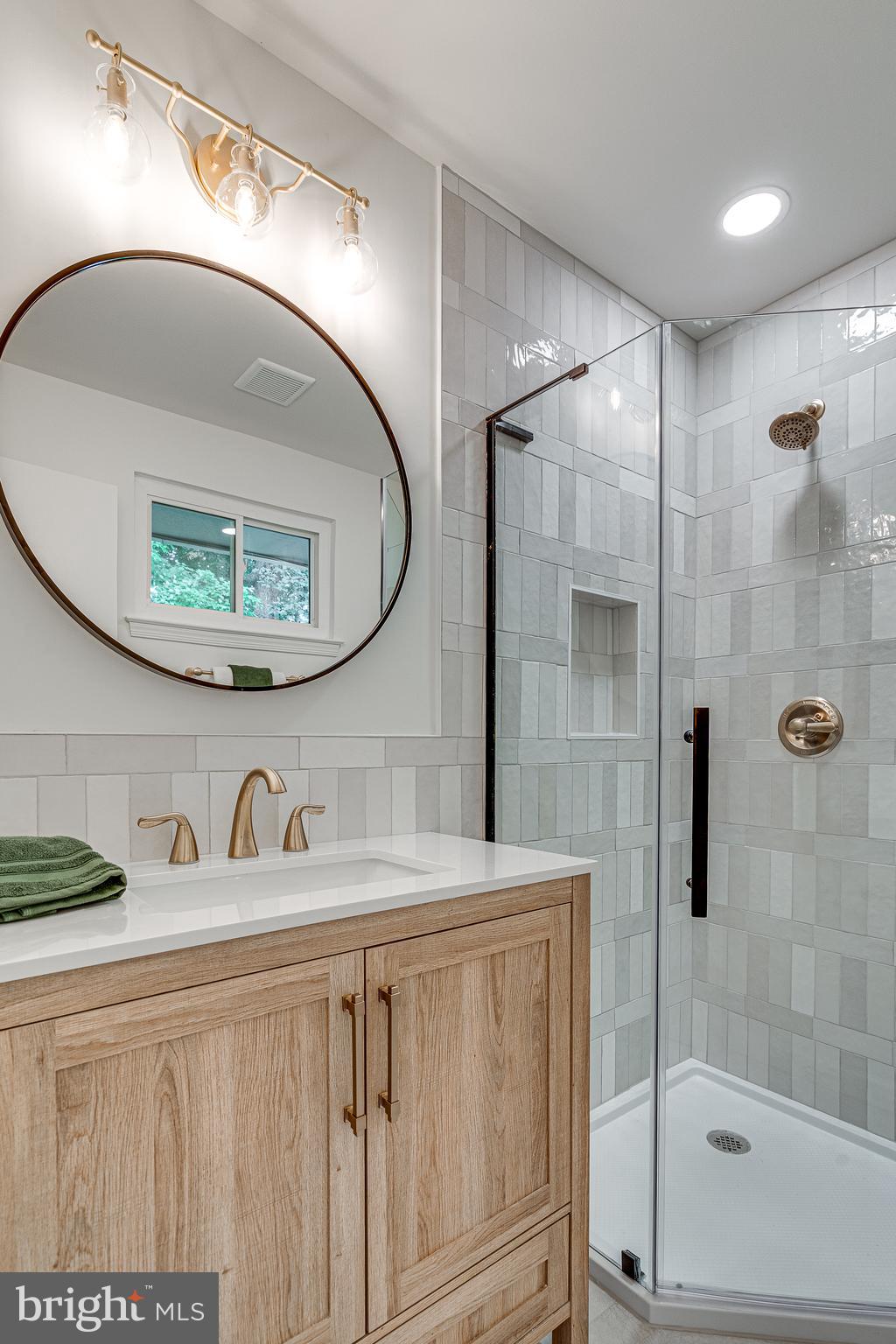 KINGS PARK WEST - Residential