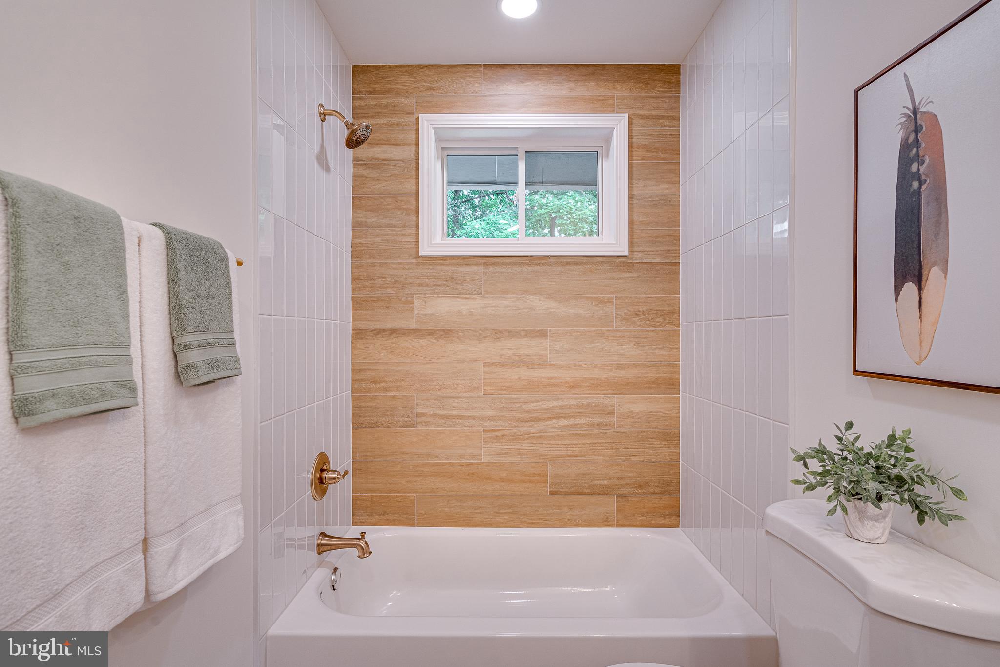 KINGS PARK WEST - Residential