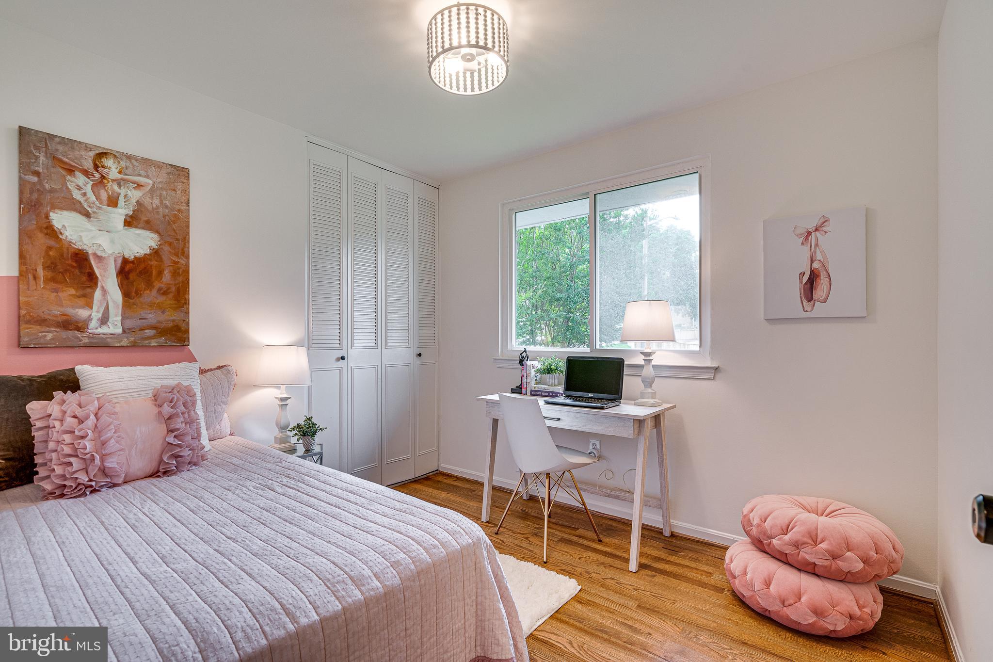 KINGS PARK WEST - Residential