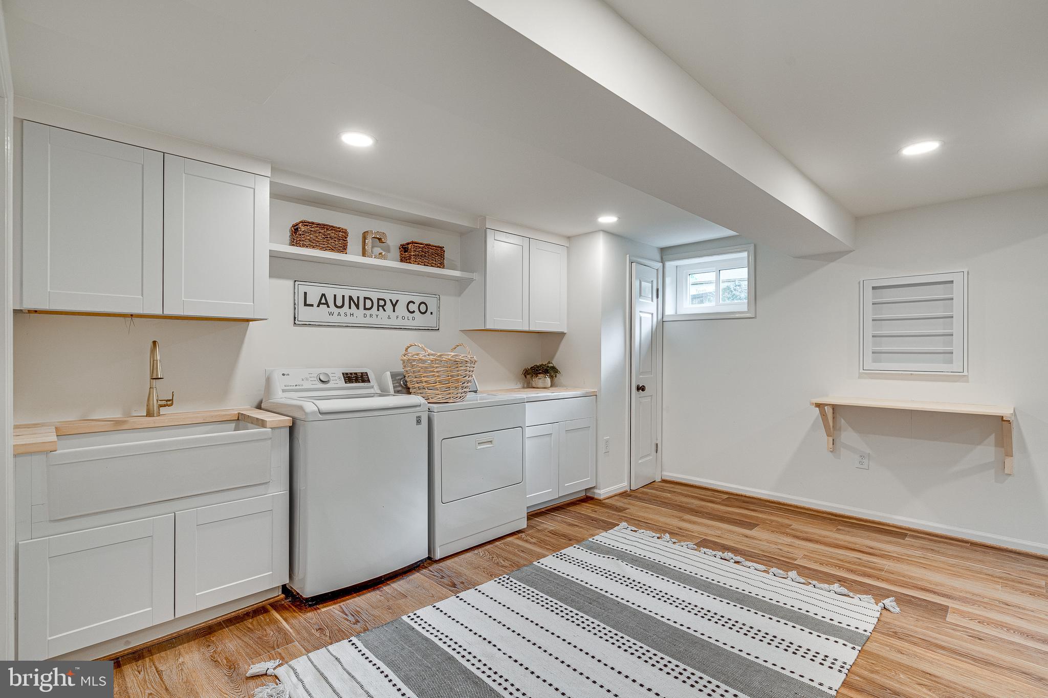 KINGS PARK WEST - Residential