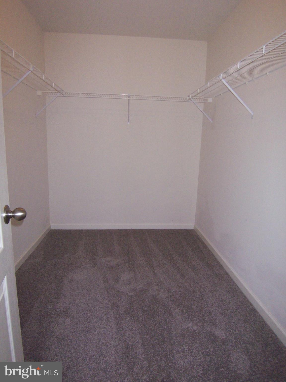 LAKELAND PLACE - Residential