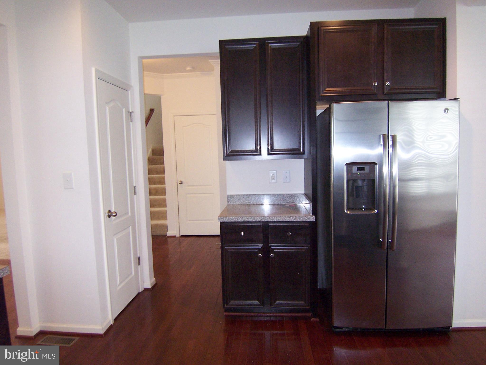 LAKELAND PLACE - Residential