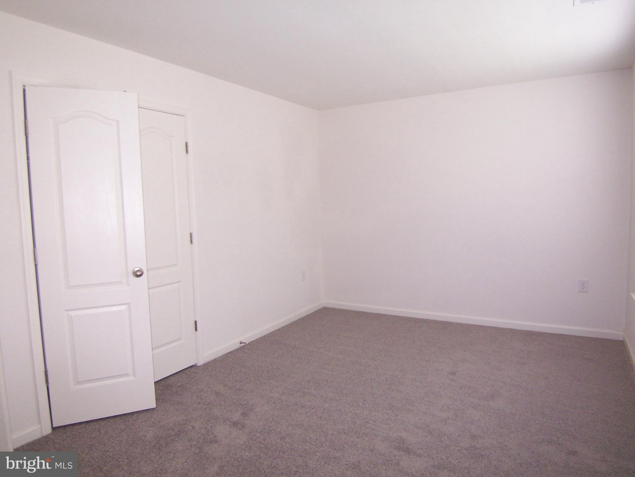 LAKELAND PLACE - Residential