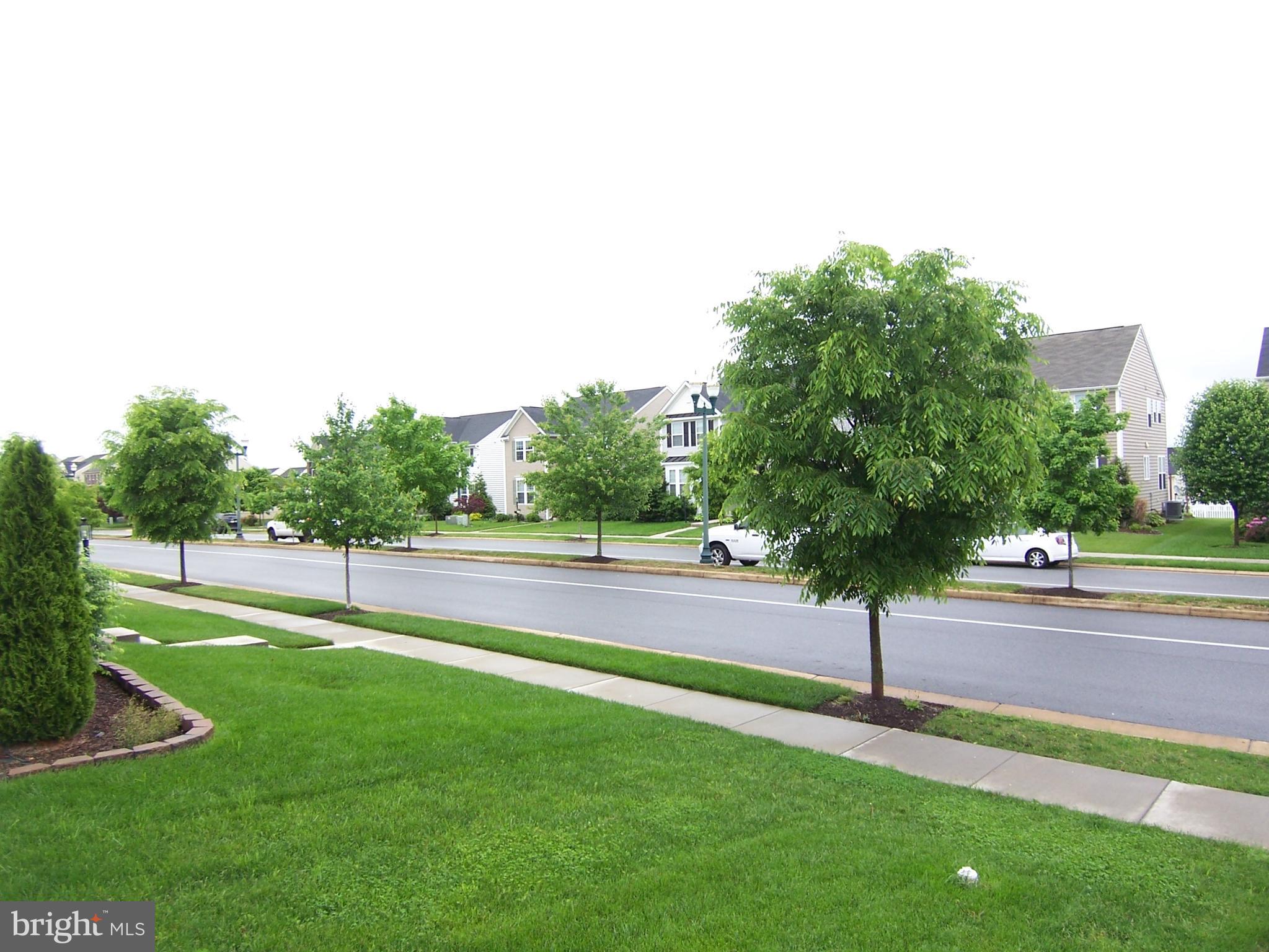 LAKELAND PLACE - Residential