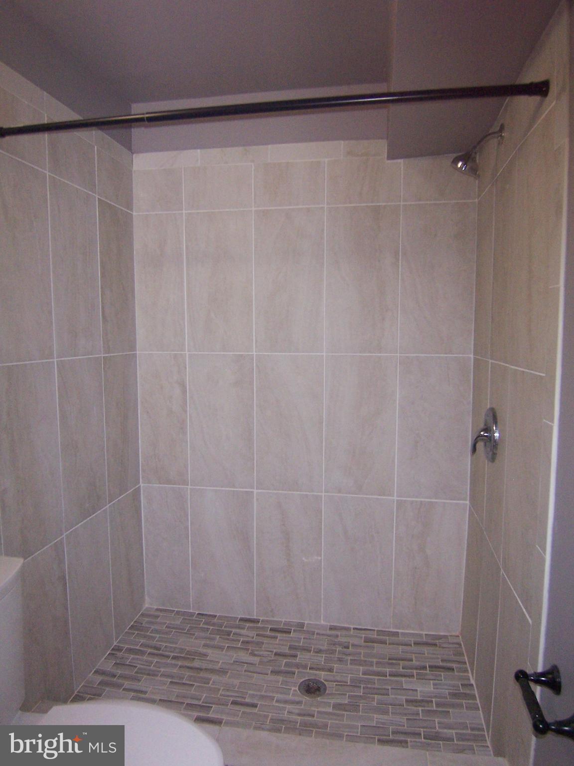 LAKELAND PLACE - Residential