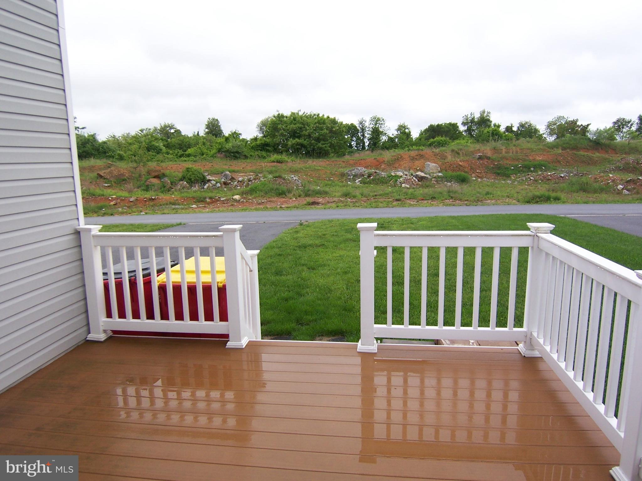 LAKELAND PLACE - Residential