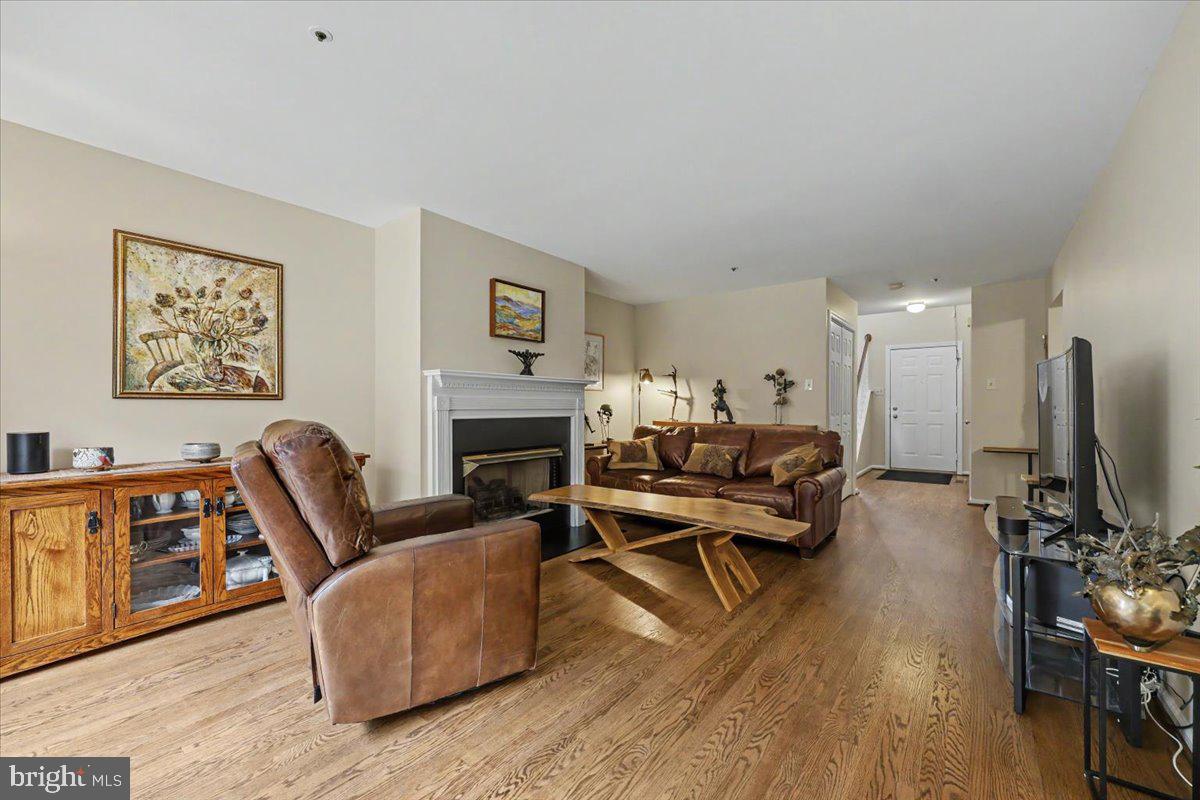 15 ESSEX
