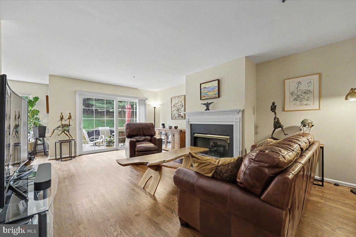 15 ESSEX