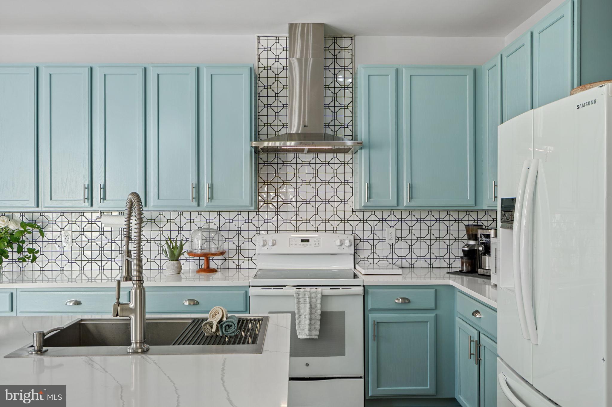 BROADLANDS - Residential