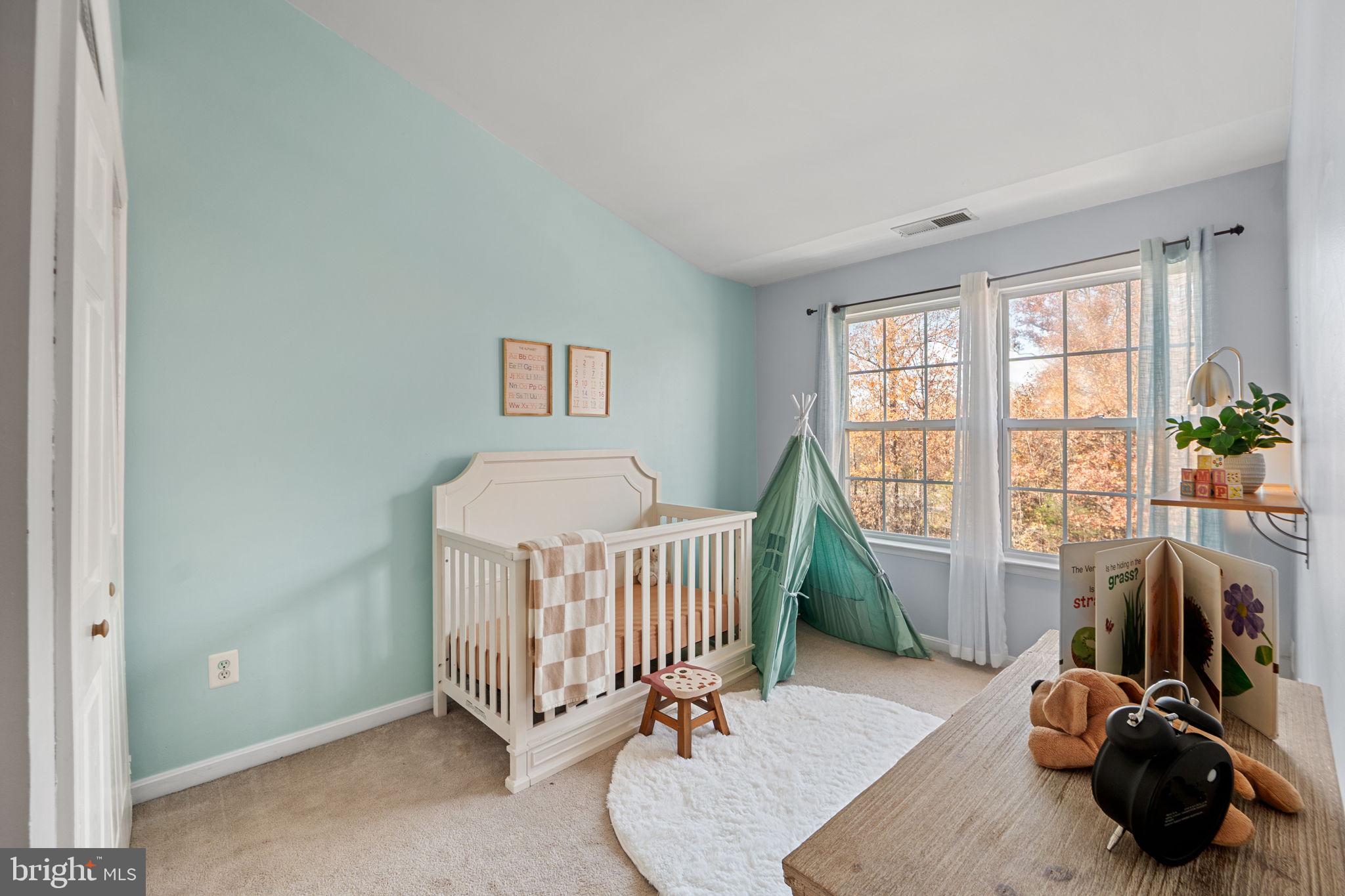 BROADLANDS - Residential