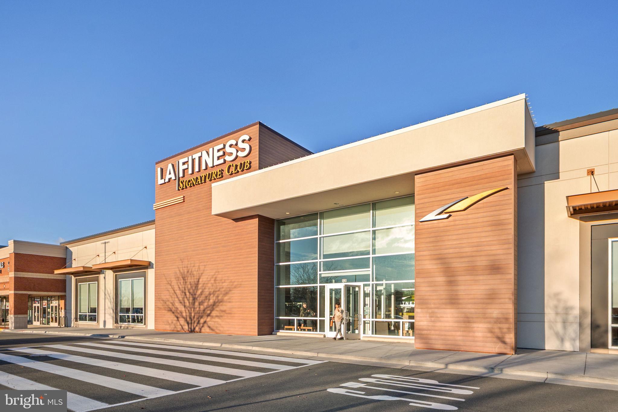 BROADLANDS - Residential