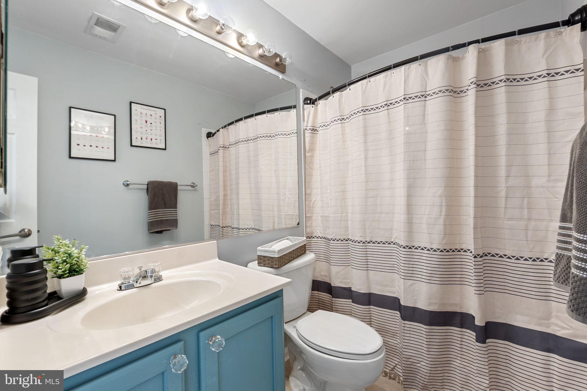 BROADLANDS - Residential