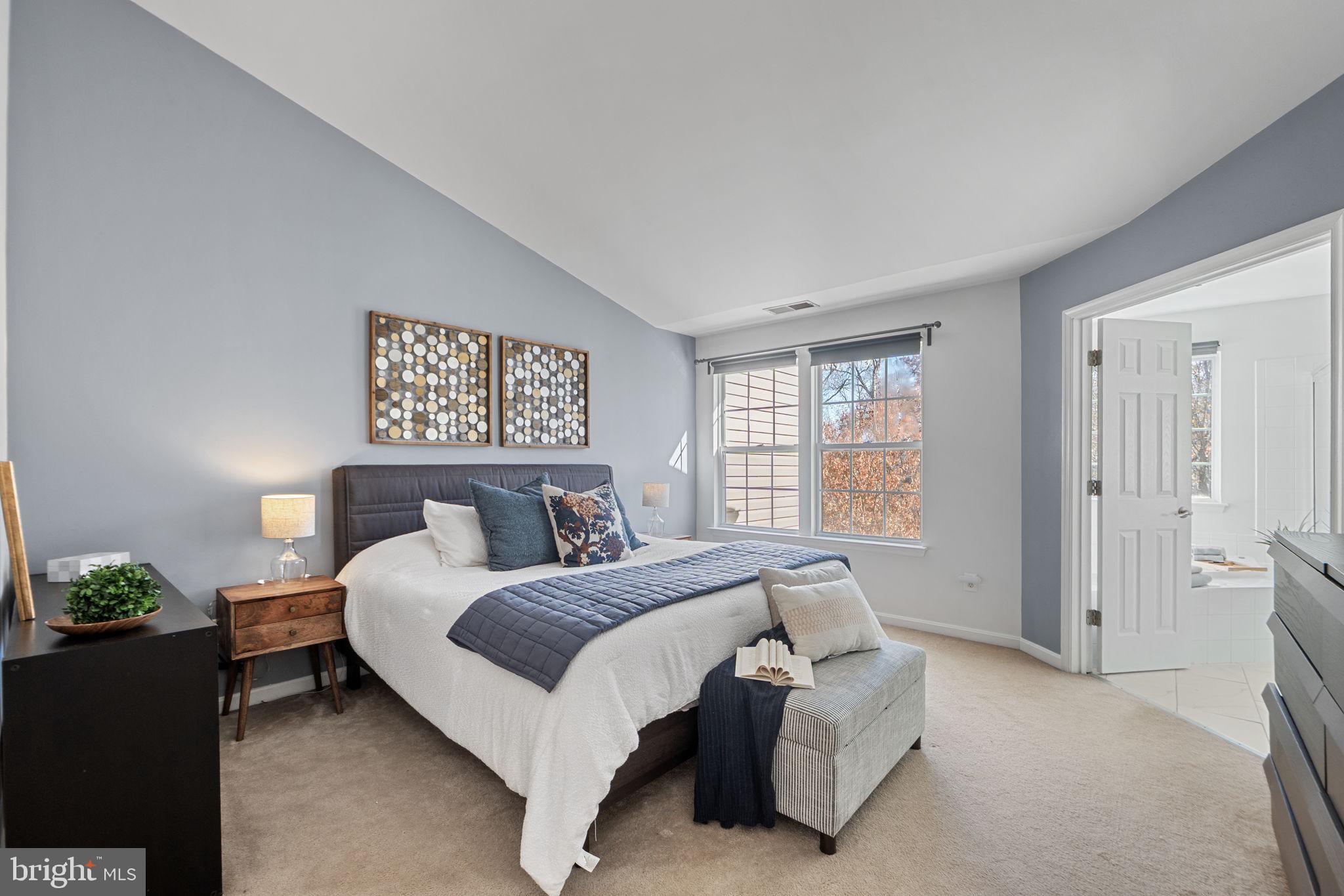 BROADLANDS - Residential