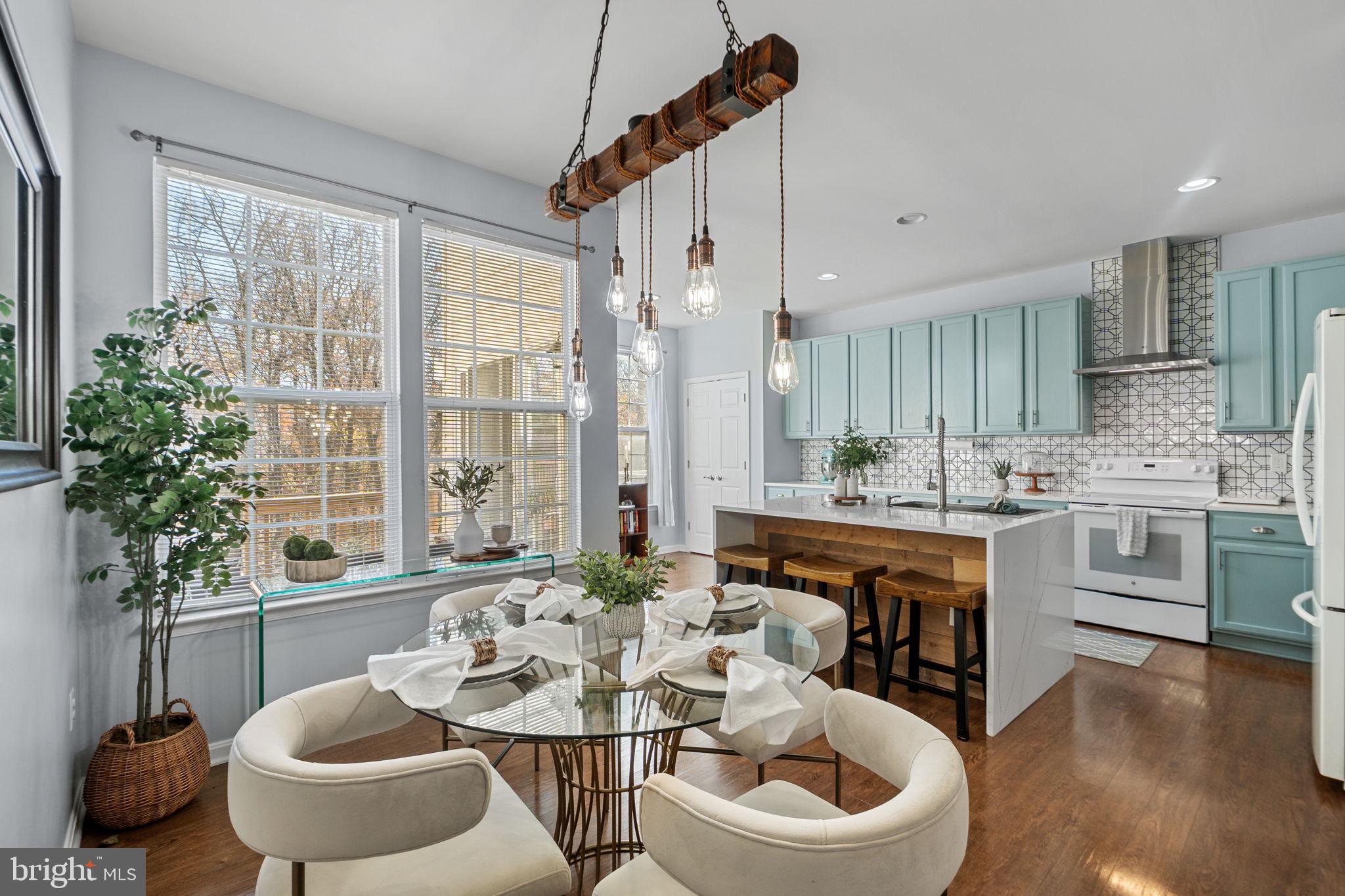 BROADLANDS - Residential