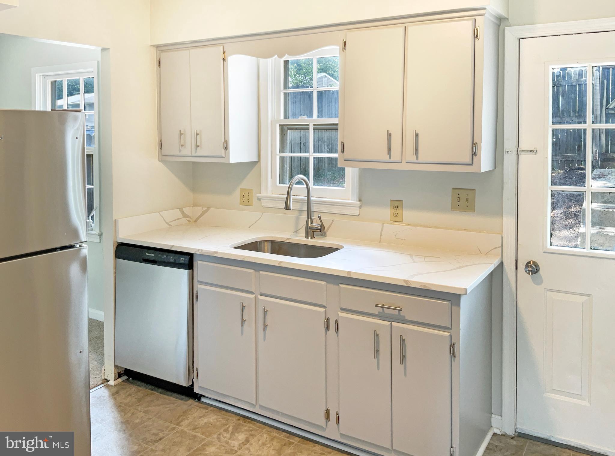 STAFFORD OAKS - Residential