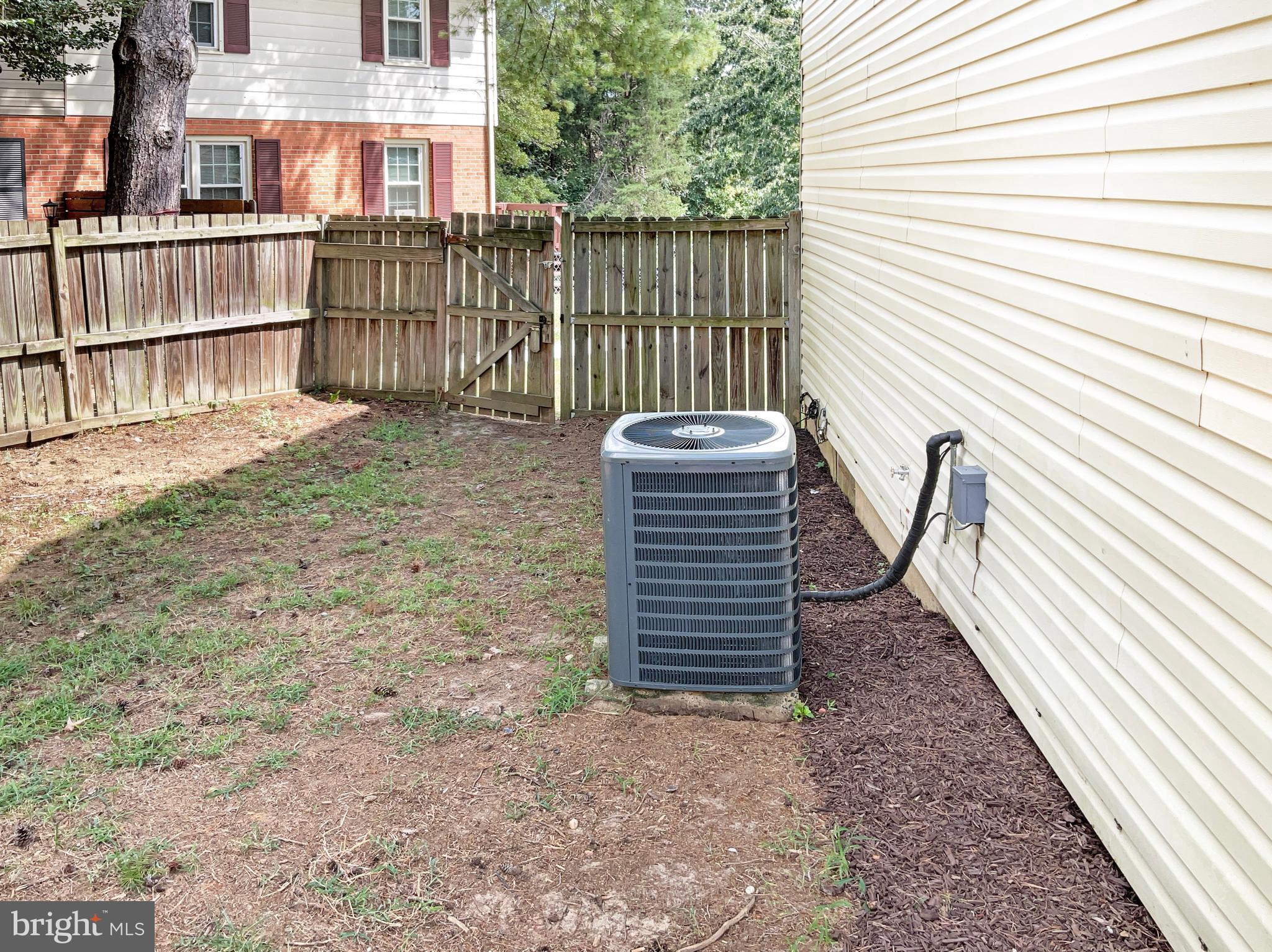 STAFFORD OAKS - Residential