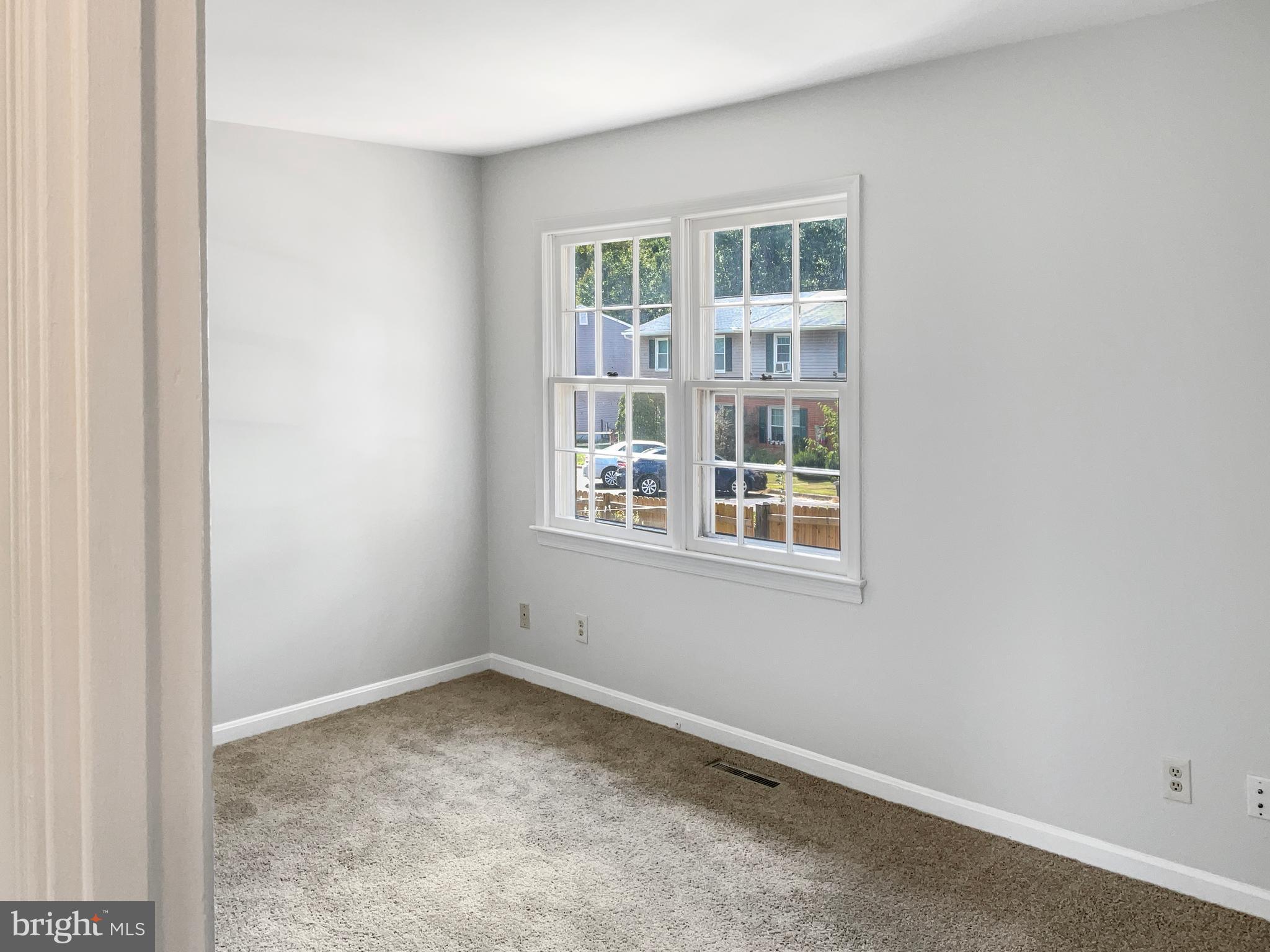 STAFFORD OAKS - Residential