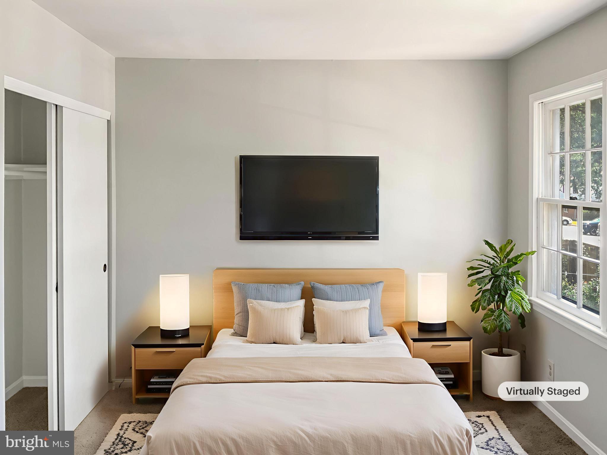 STAFFORD OAKS - Residential