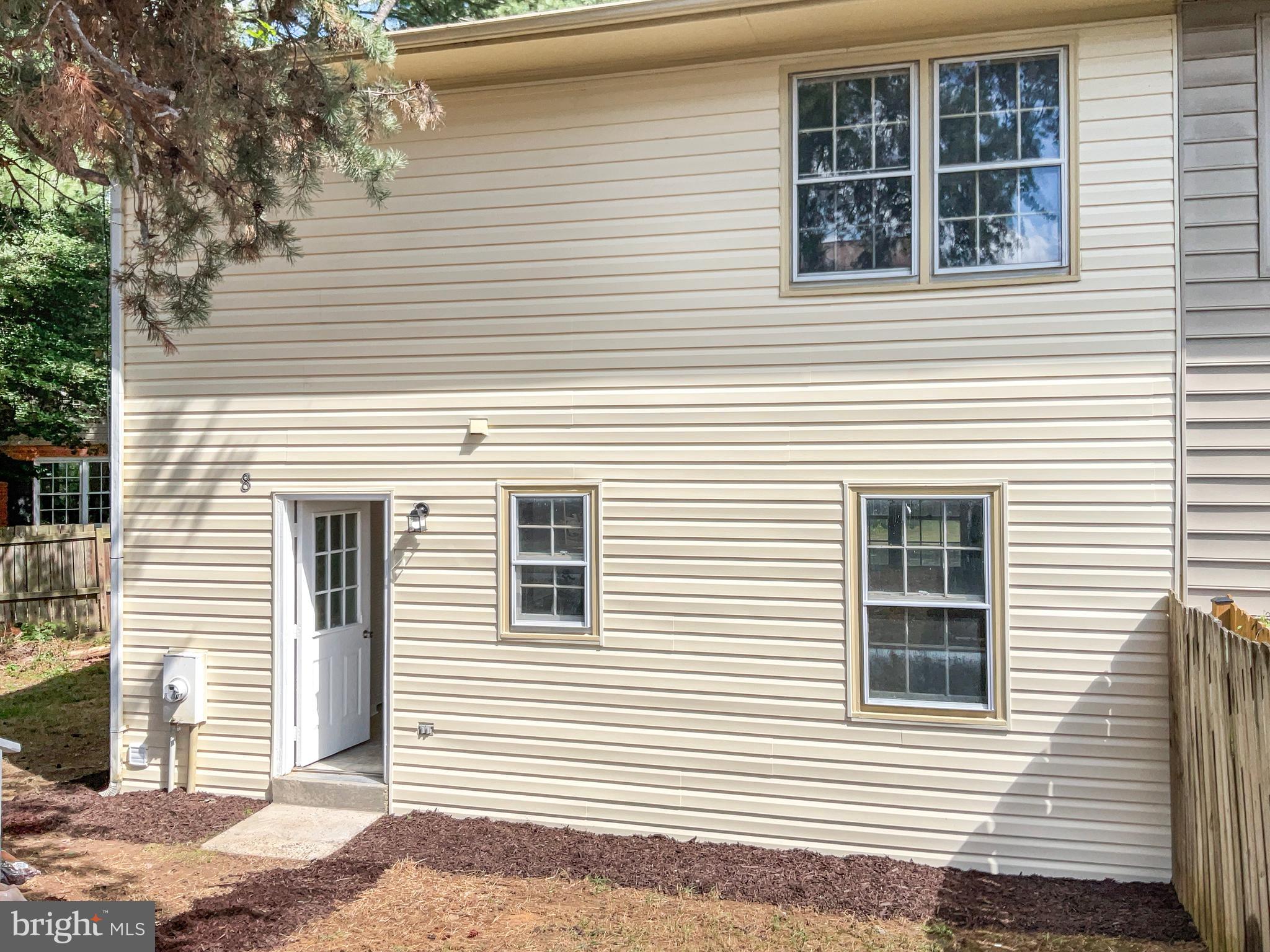 STAFFORD OAKS - Residential