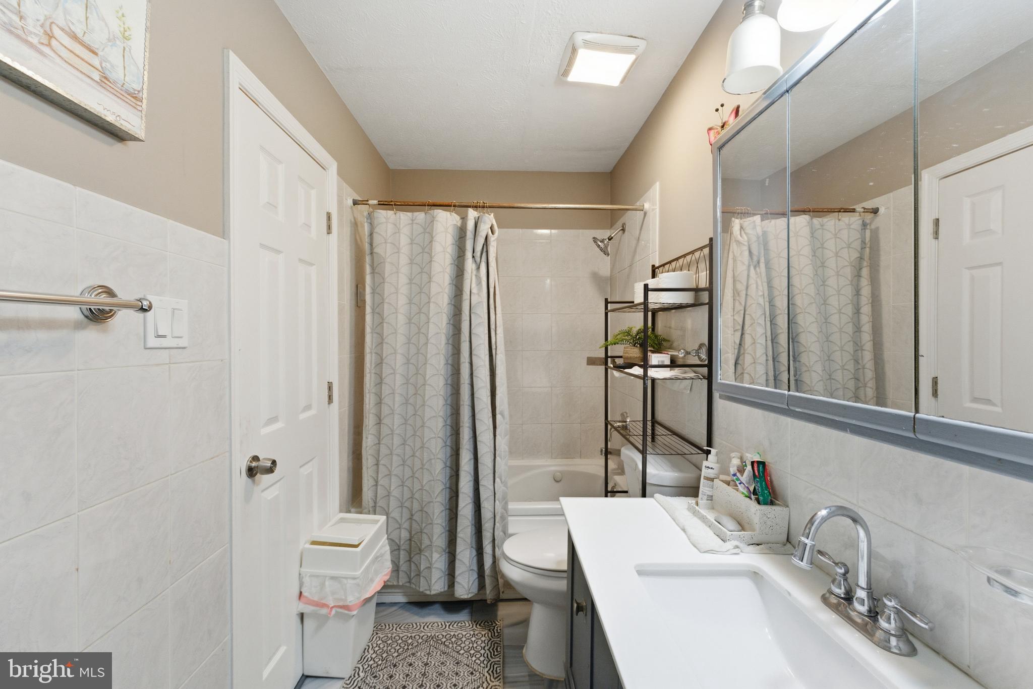 EXETER - Residential