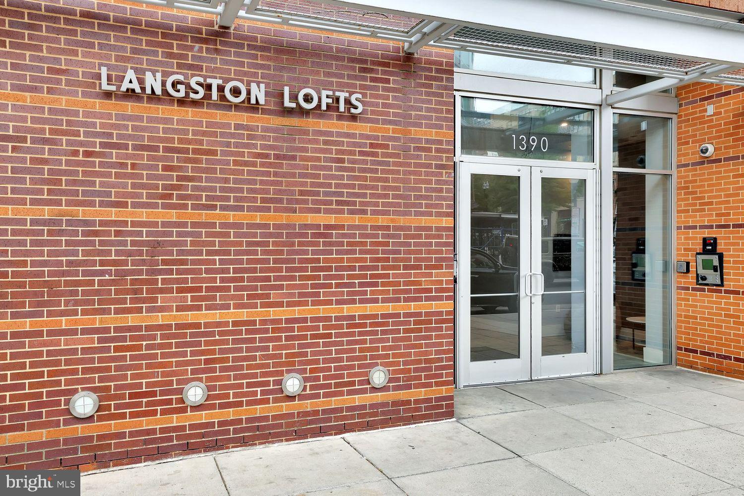 1390 V STREET NW 403