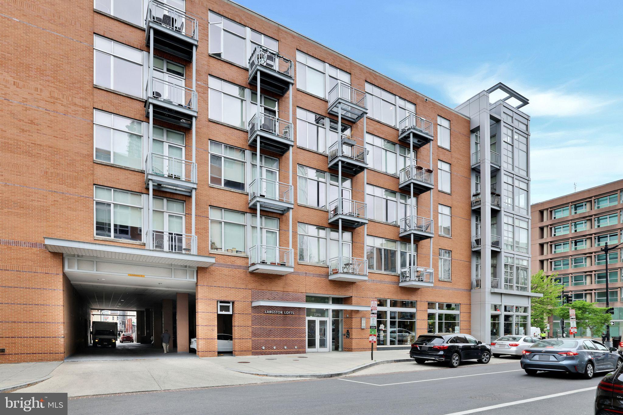 1390 V STREET NW 403