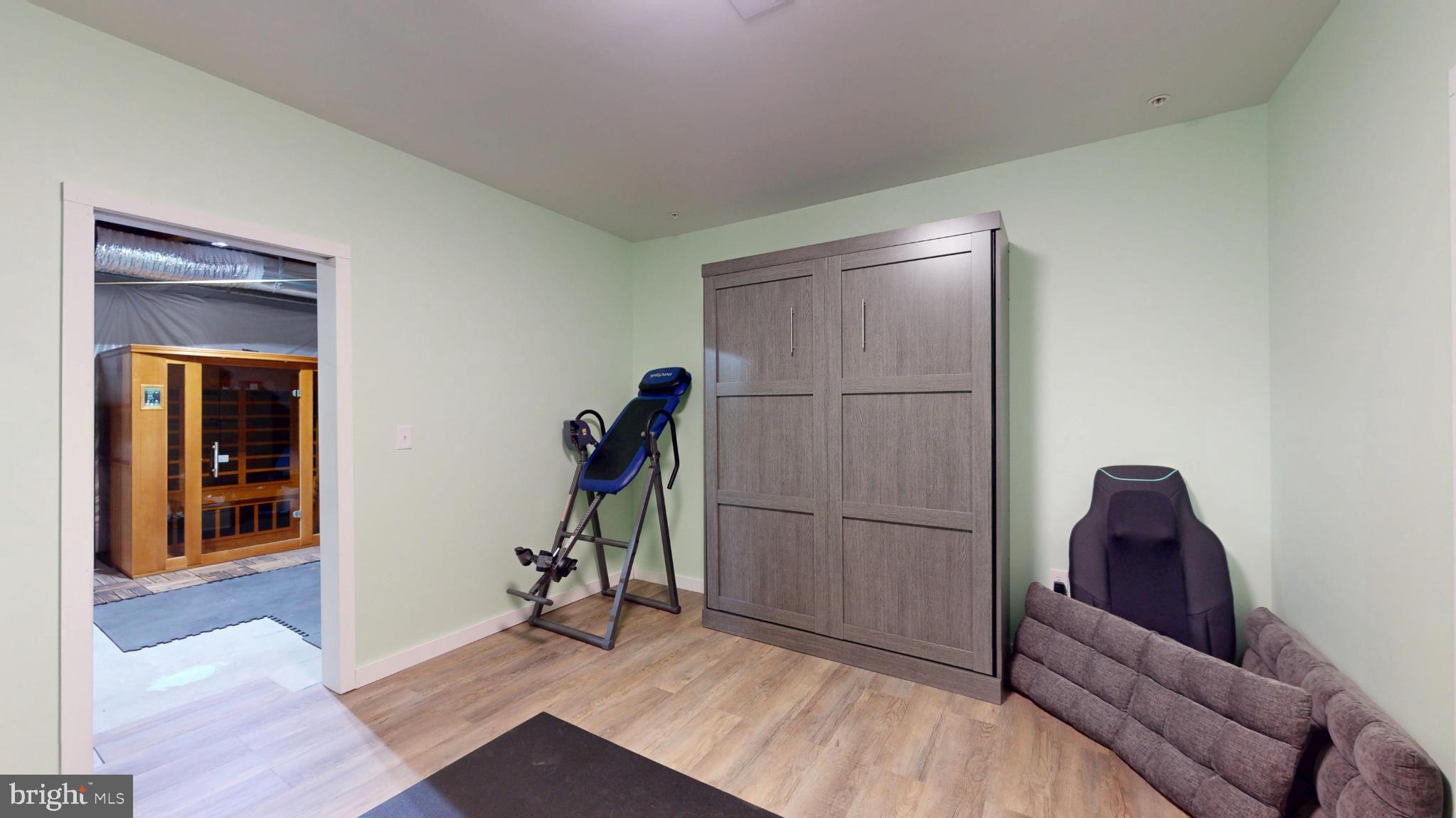 NORTH CALVERT WOODS - Residential