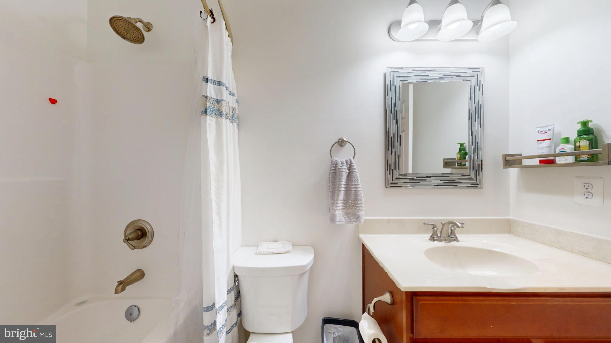 NORTH CALVERT WOODS - Residential