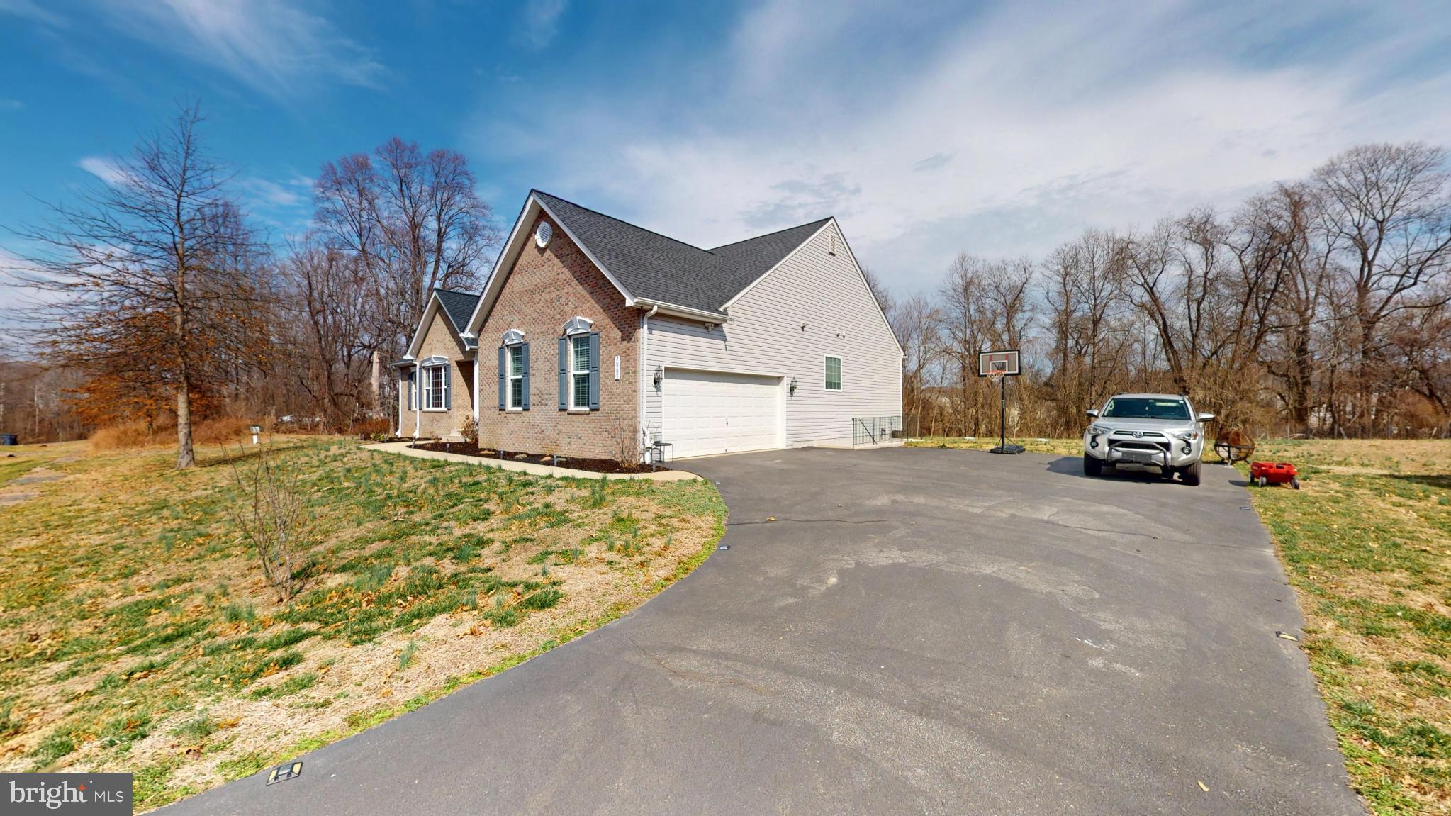 NORTH CALVERT WOODS - Residential