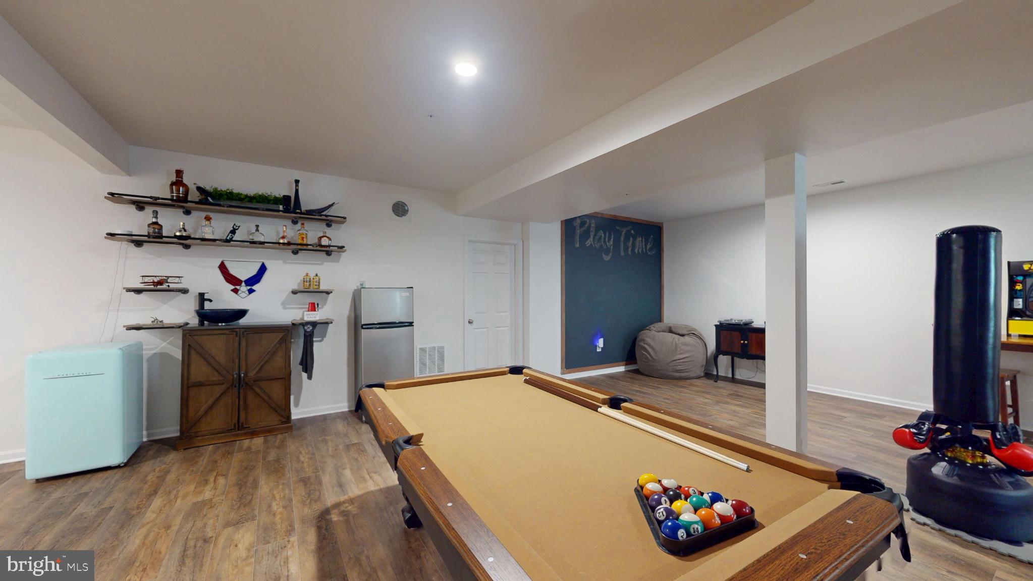 NORTH CALVERT WOODS - Residential