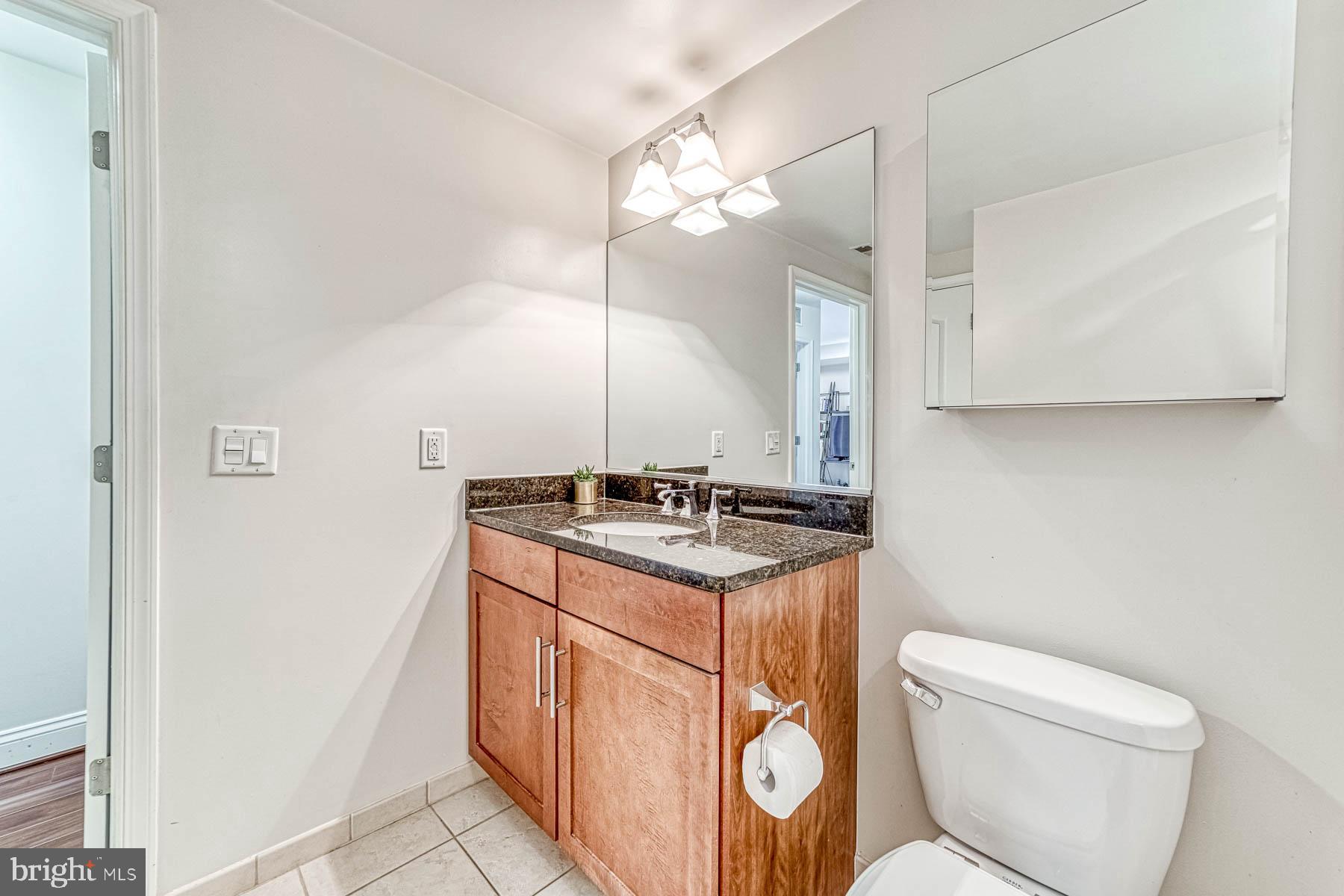 THE HENRY - Residential