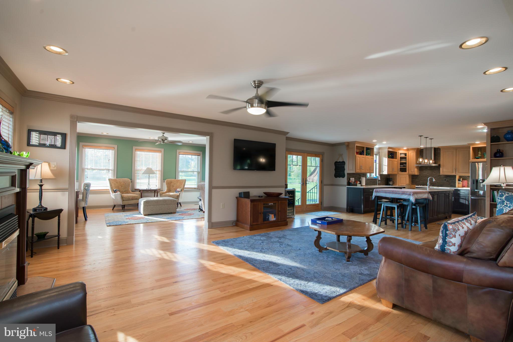 LOCUST HILL - Residential