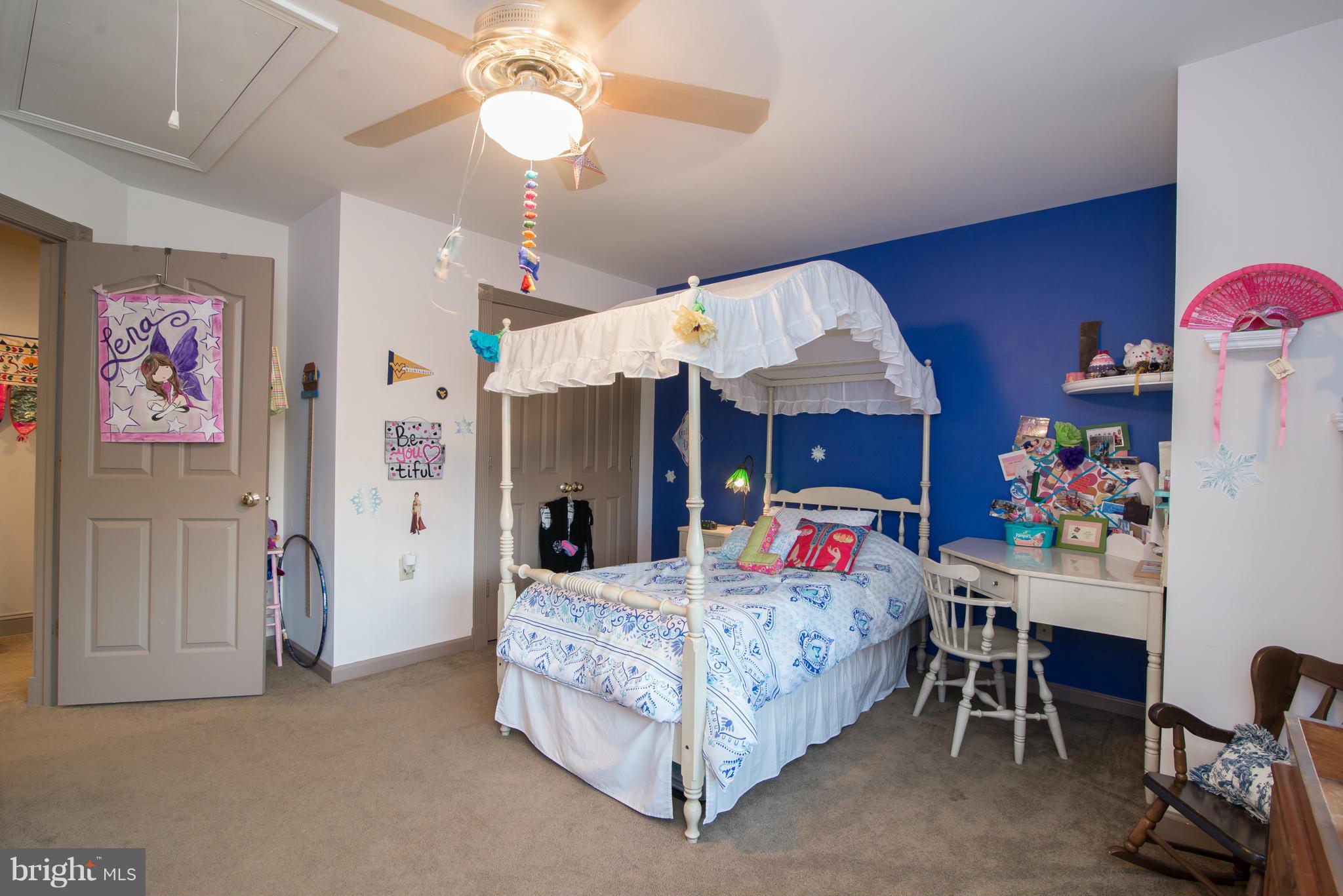 LOCUST HILL - Residential