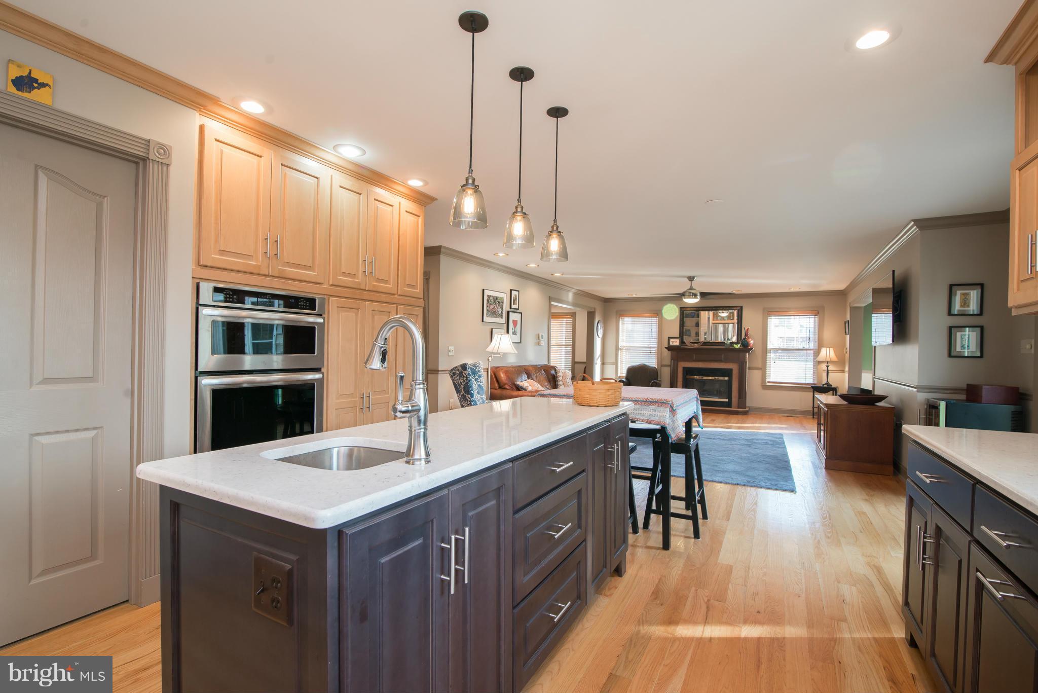 LOCUST HILL - Residential