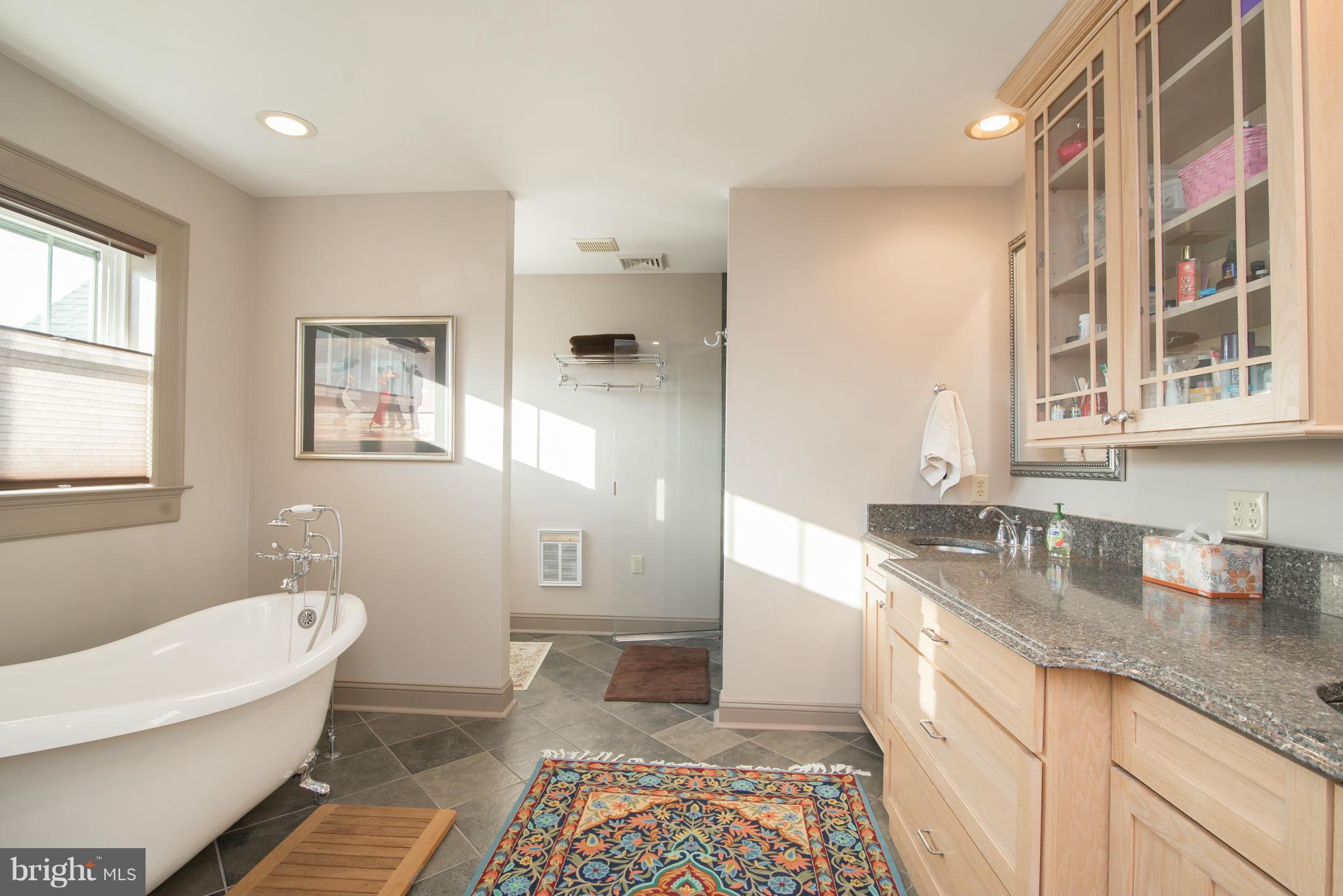 LOCUST HILL - Residential