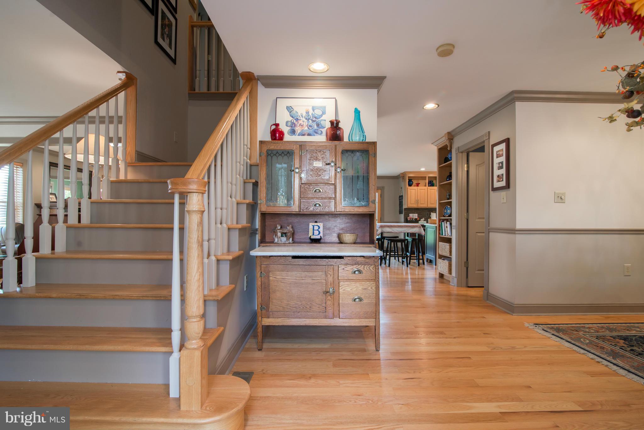 LOCUST HILL - Residential