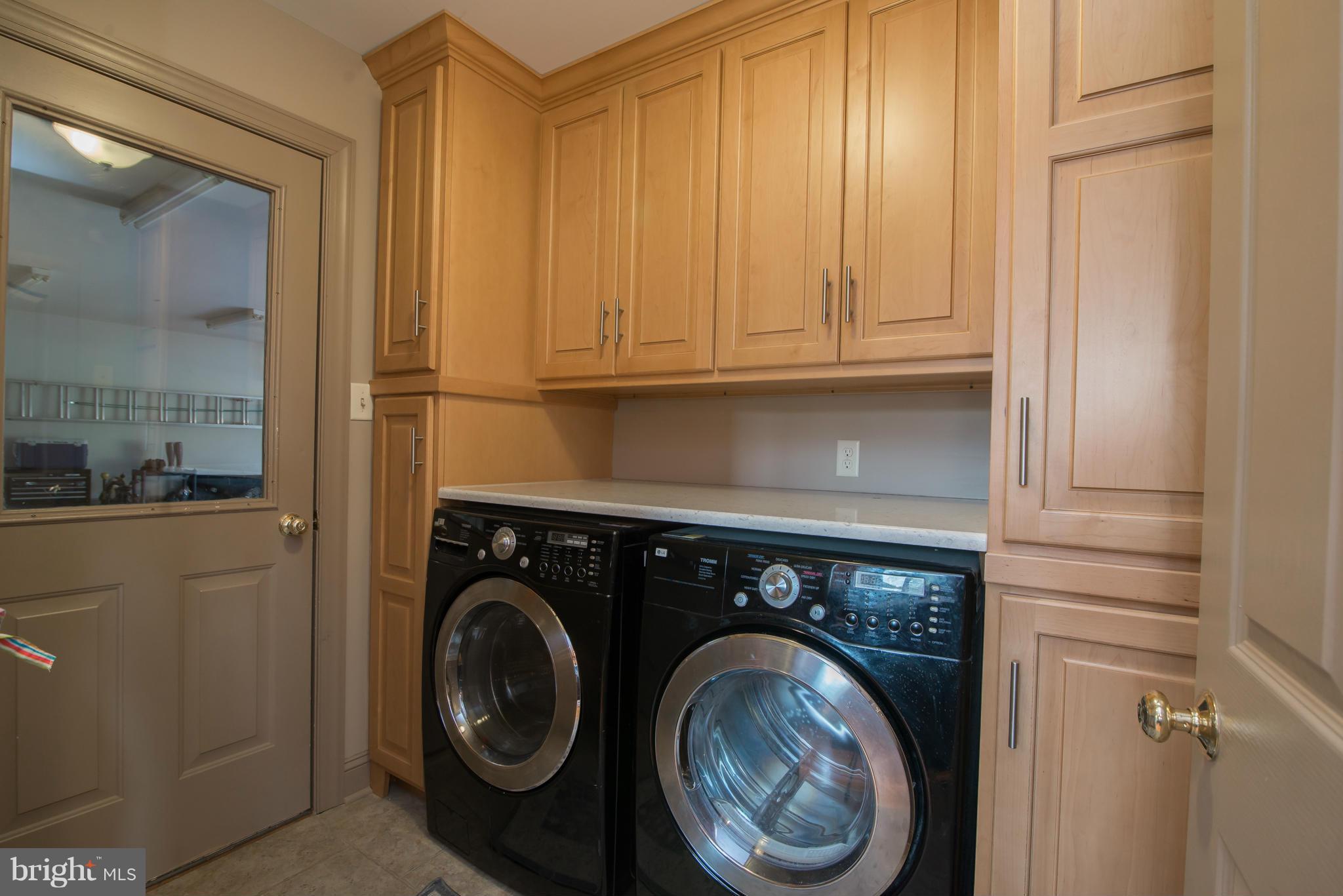 LOCUST HILL - Residential