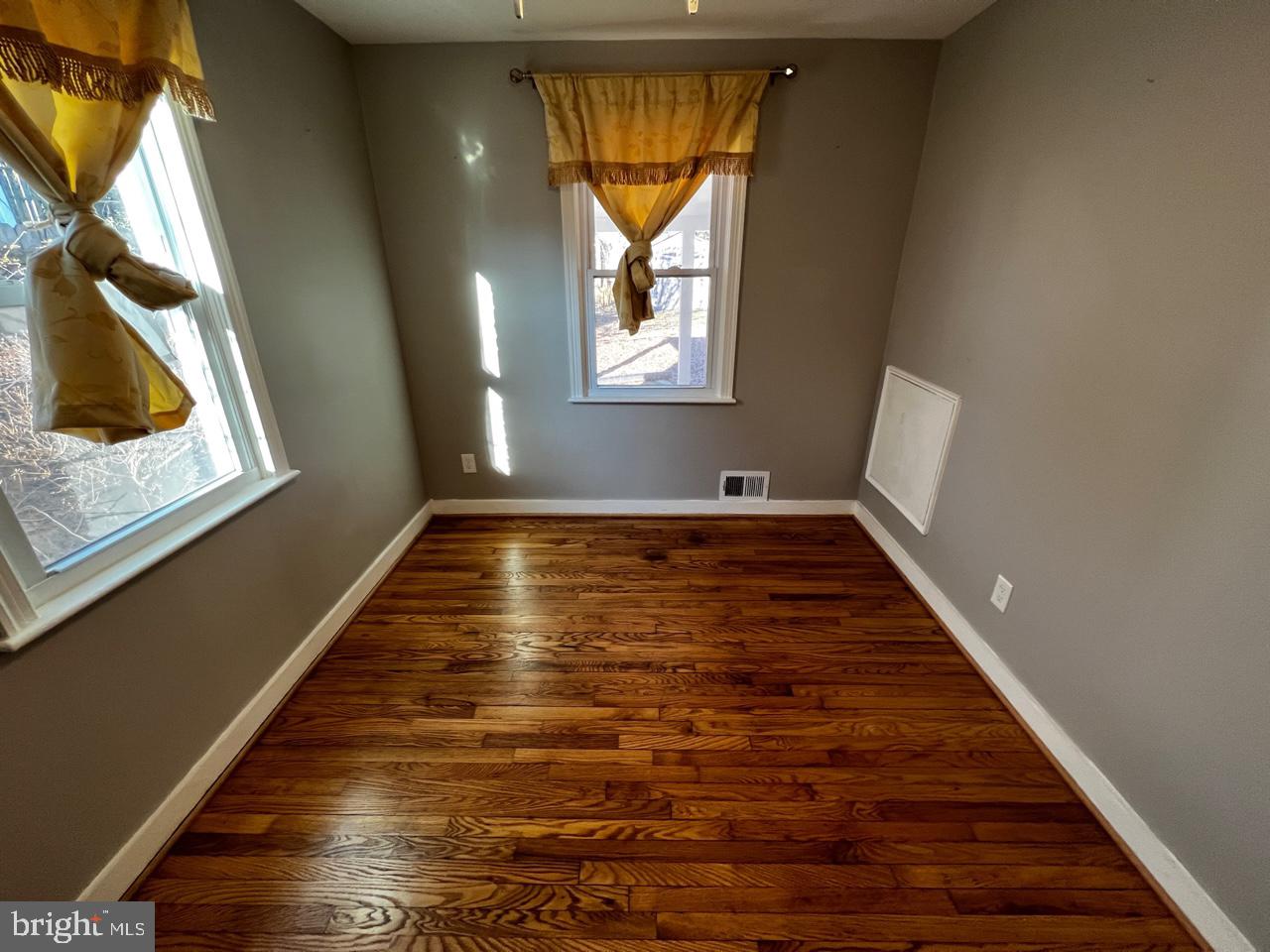 ROCKCREST - Residential Lease