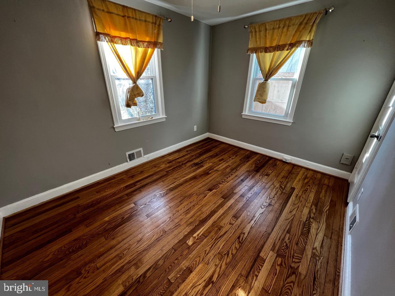 ROCKCREST - Residential Lease