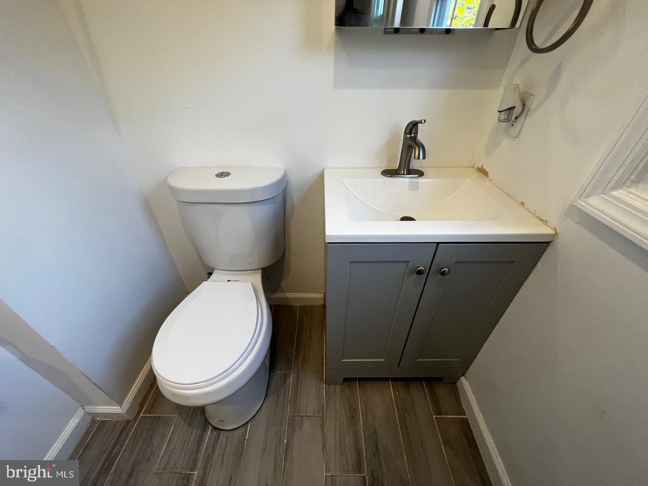 ROCKCREST - Residential Lease