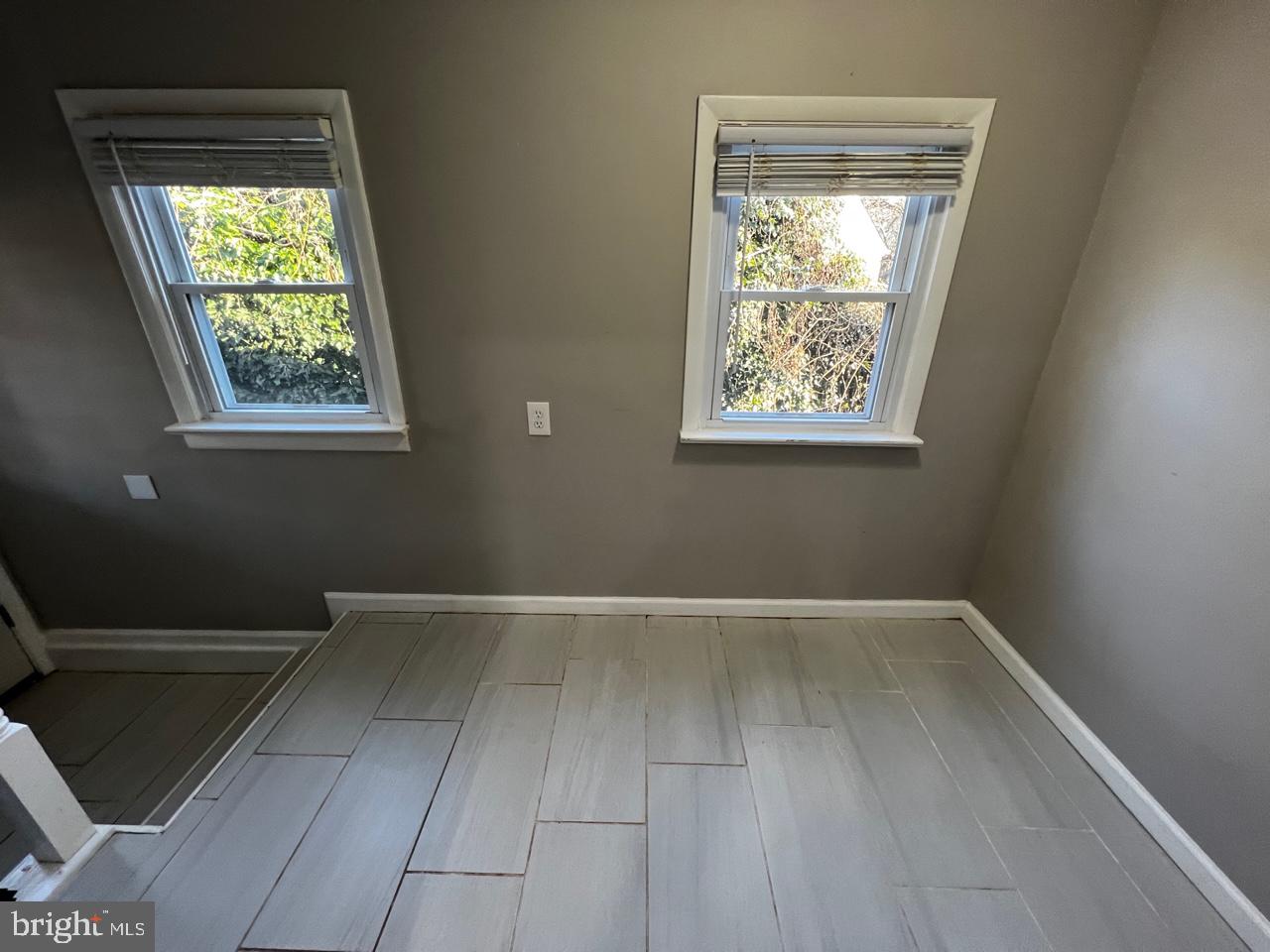 ROCKCREST - Residential Lease