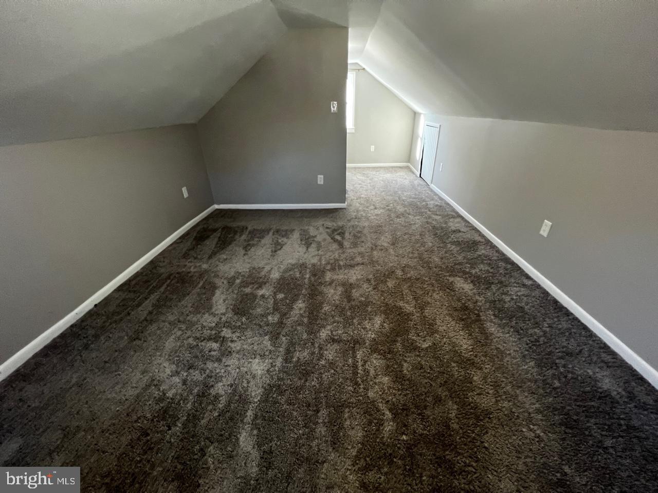 ROCKCREST - Residential Lease