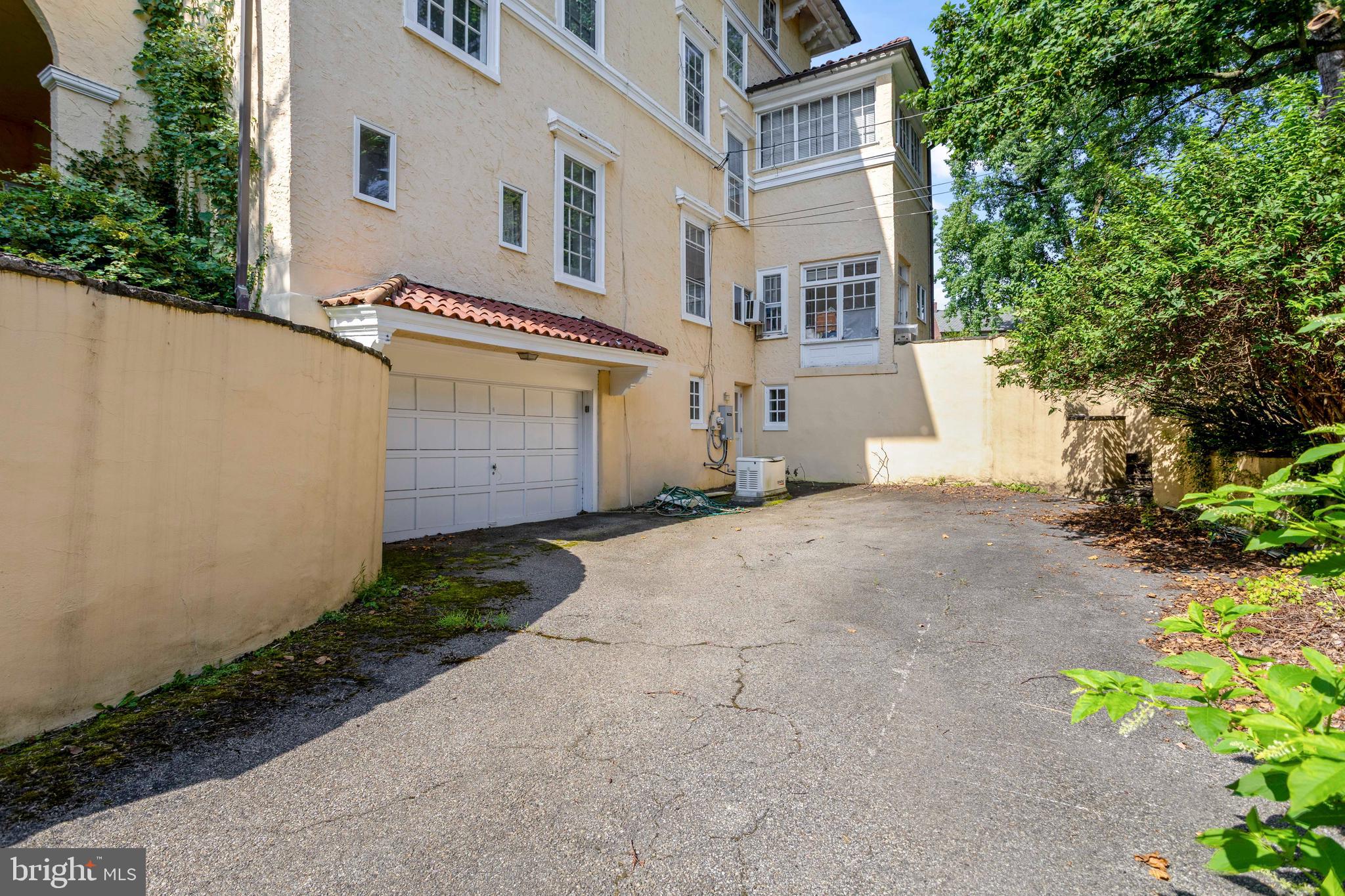 MERION PARK - Residential