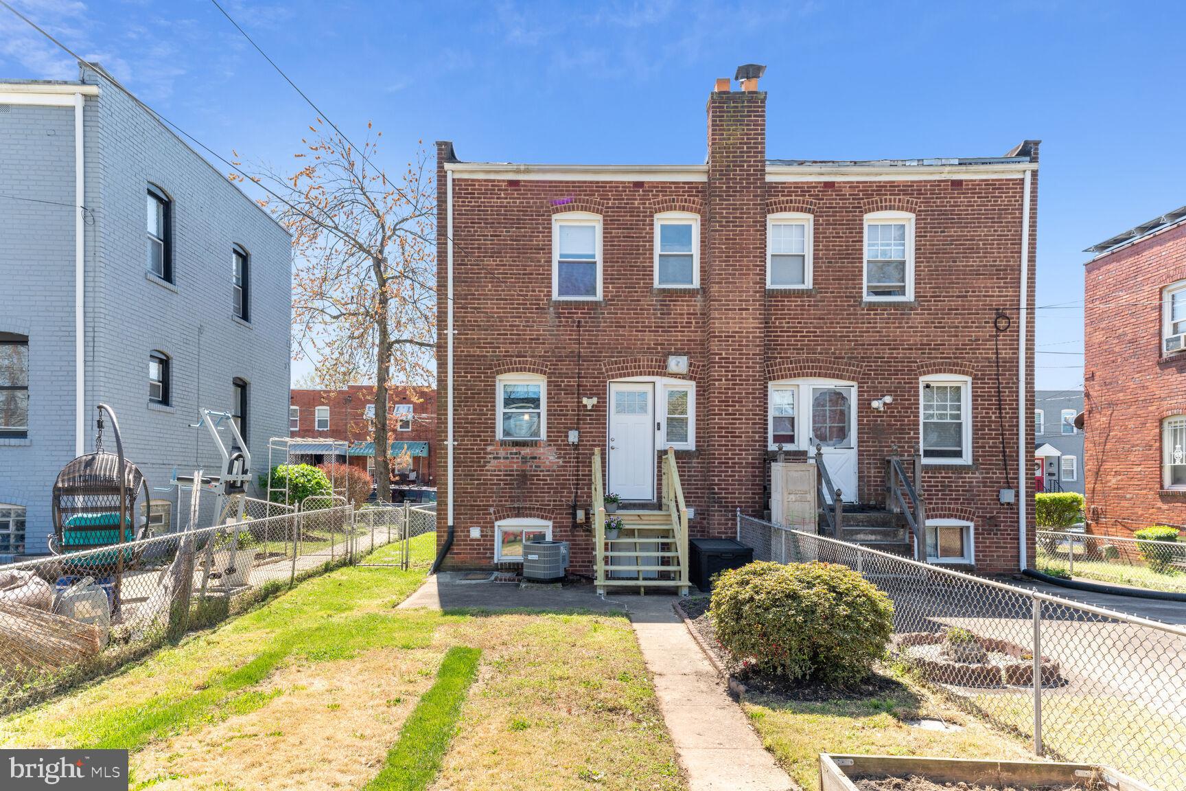 DEANWOOD - Residential