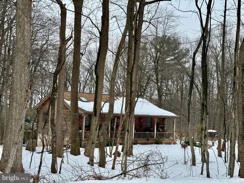 31 BROAD AX PASS MORGANTOWN PA 19543