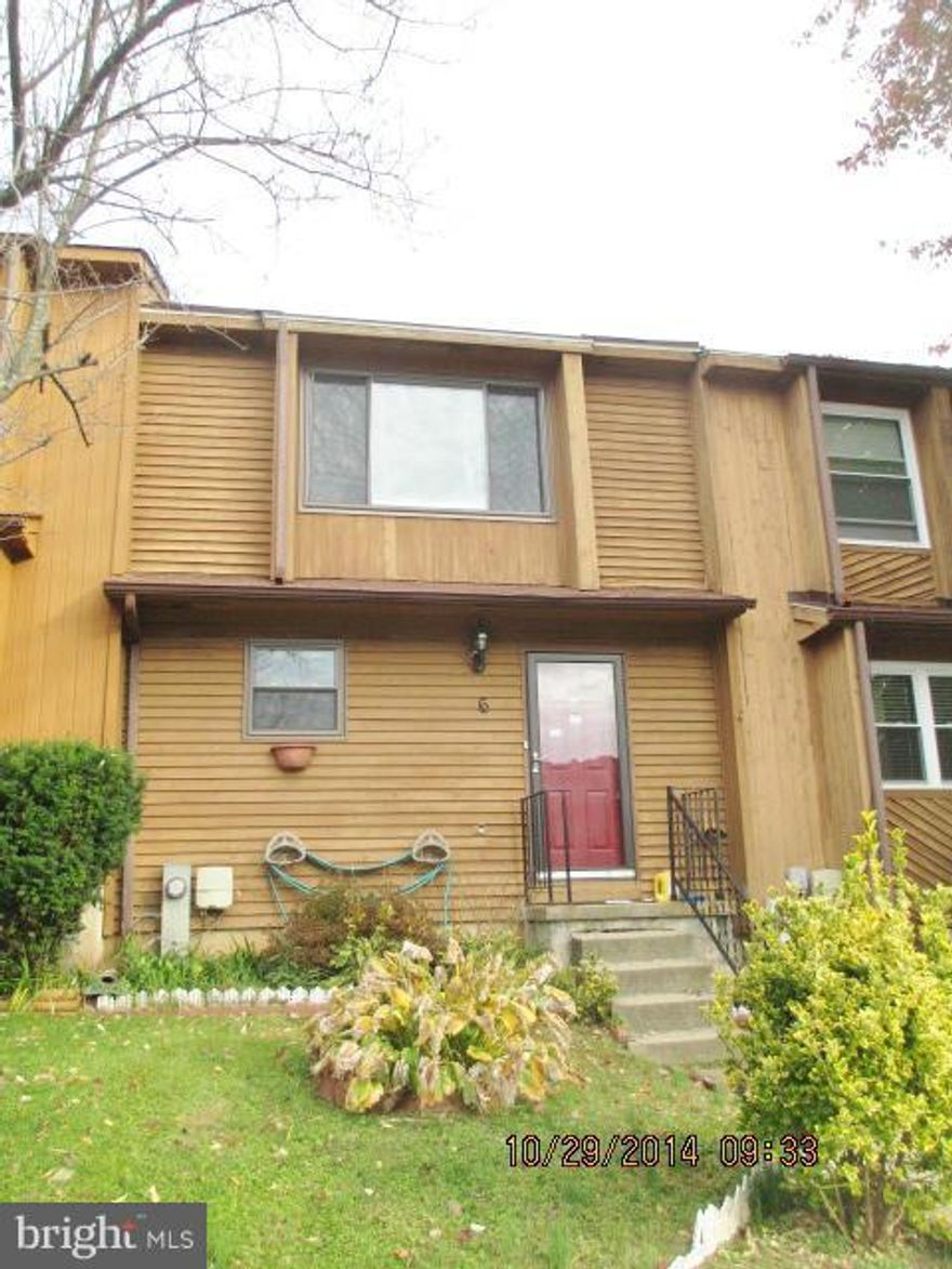 While the home needs work, its location in an attractive community along with the potential upside makes this property a winner for cash or renovation loan buyers .  Sold however in as-is condition. Seller only reviews offers from non-profit organizations for the first 14 days on market. On the 15th day, owner occupant and investor offers will be considered.