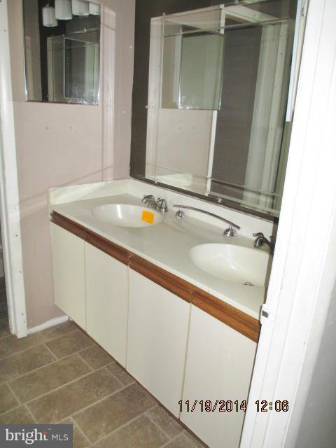 GLYNDON GREENS - Residential