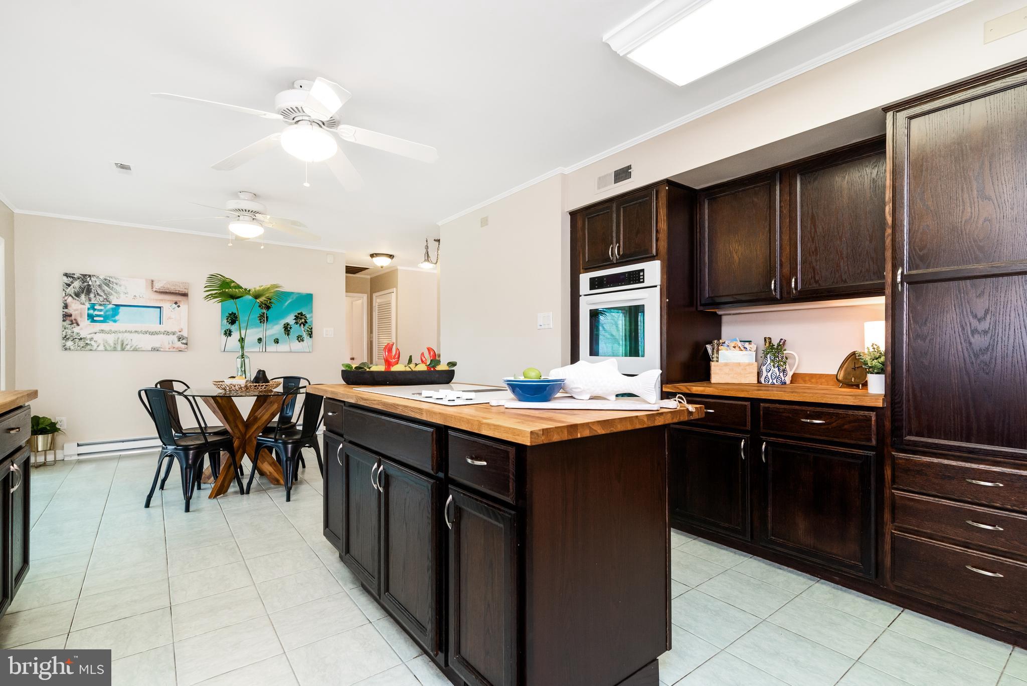 STEAMBOAT RUN - Residential