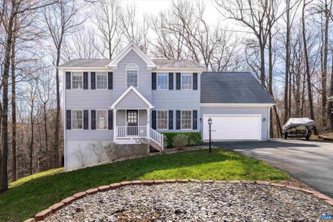 Homes For Sale - 49 Kiowa Ln Ln<br/> PALMYRA, VA 22963