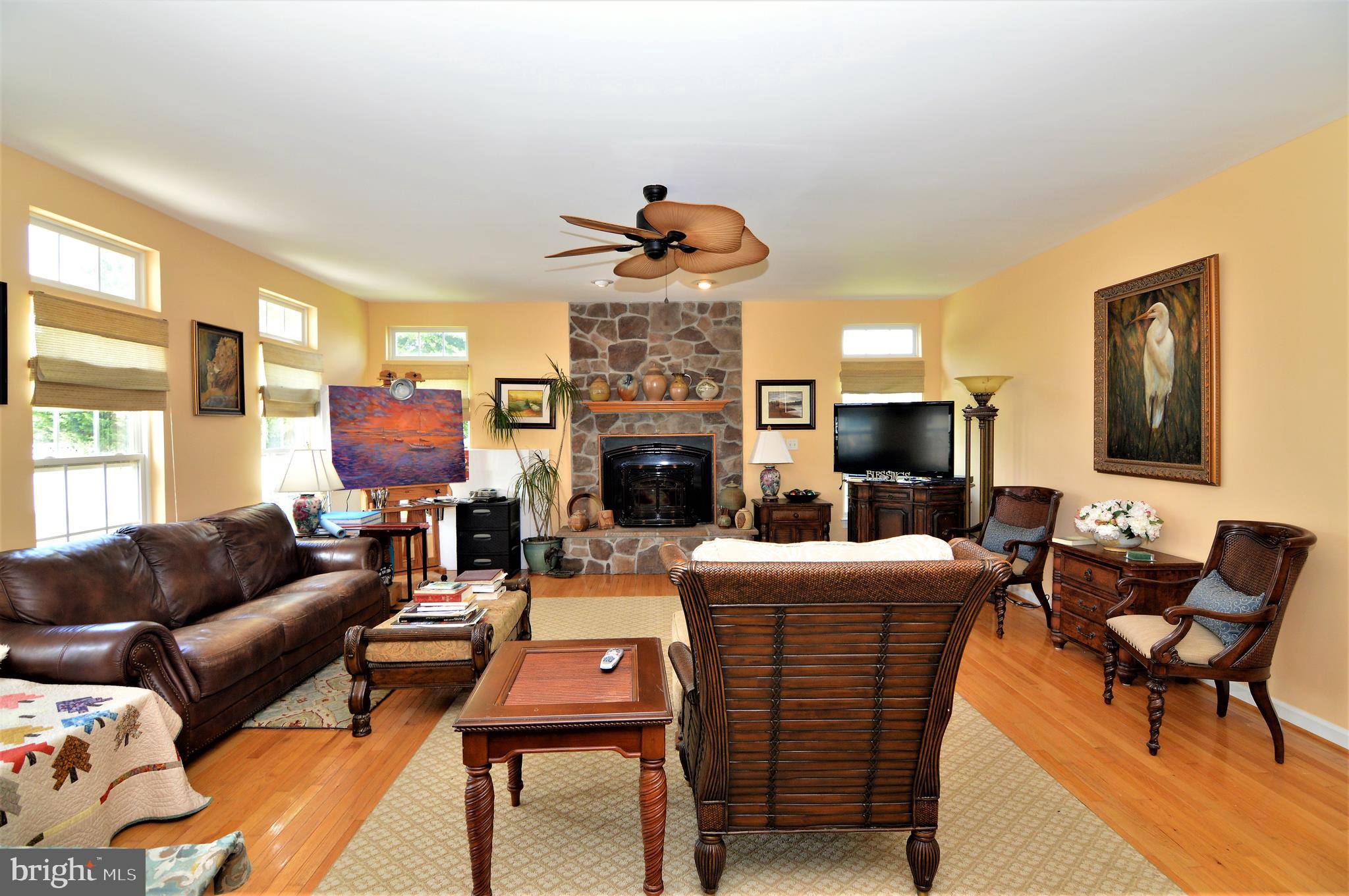 FRANKLIN KNOLL - Residential